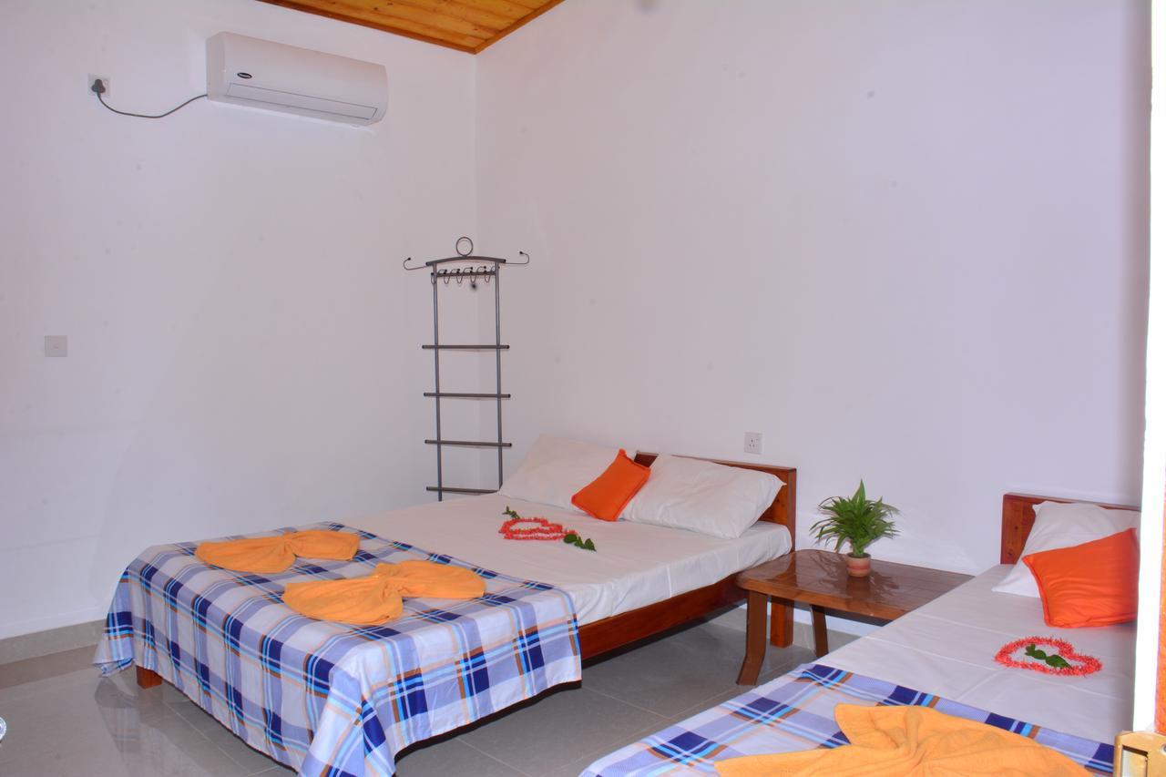 Pleasant Park Holiday Inn Trincomalee Exterior foto